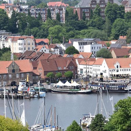 Fewo1846 - Bellevue - Sonnige 2-Zimmer-Wohnung Mit Balkon Und Hafenblick Flensburg Eksteriør bilde